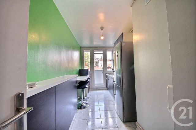 Appartement F2 &agrave; louer - 2 pi&egrave;ces - 49,25 m2 - Ivry Sur Seine - 94 - ILE-DE-FRANCE