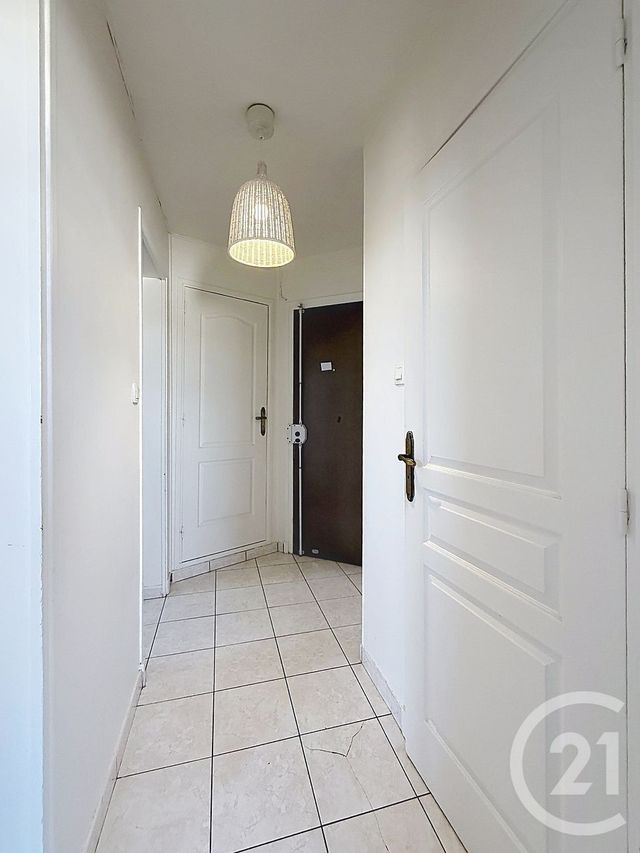 Appartement F2 &agrave; louer - 2 pi&egrave;ces - 37,35 m2 - Vitry Sur Seine - 94 - ILE-DE-FRANCE