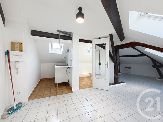 Appartement F1 &agrave; louer - 1 pi&egrave;ce - 13,64 m2 - Ivry Sur Seine - 94 - ILE-DE-FRANCE