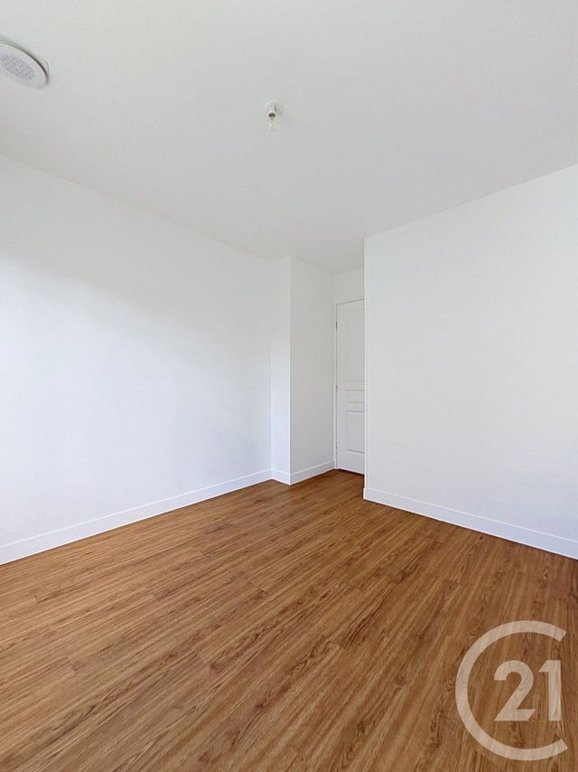 Maison &agrave; louer - 3 pi&egrave;ces - 45,36 m2 - Vitry Sur Seine - 94 - ILE-DE-FRANCE