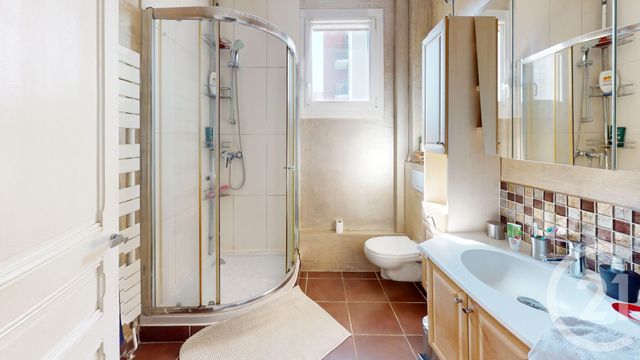 Afficher la photo en grand Appartement F4 à vendre - 4 pièces - 86,68 m2 - Ivry Sur Seine - 94 - ILE-DE-FRANCE