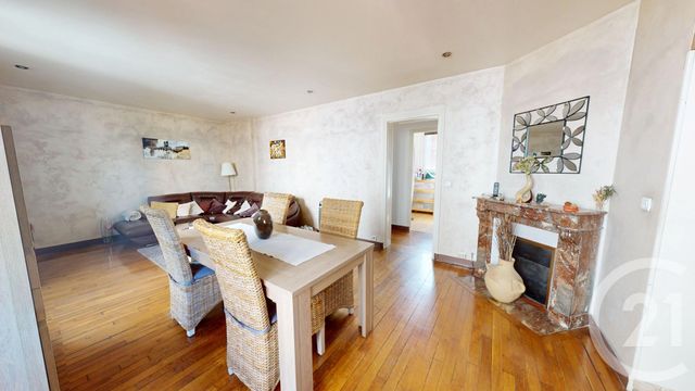 Afficher la photo en grand Appartement F4 à vendre - 4 pièces - 86,68 m2 - Ivry Sur Seine - 94 - ILE-DE-FRANCE