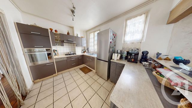 Afficher la photo en grand Appartement F4 à vendre - 4 pièces - 86,68 m2 - Ivry Sur Seine - 94 - ILE-DE-FRANCE
