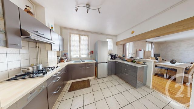 Afficher la photo en grand Appartement F4 à vendre - 4 pièces - 86,68 m2 - Ivry Sur Seine - 94 - ILE-DE-FRANCE