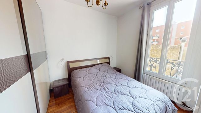 Afficher la photo en grand Appartement F4 à vendre - 4 pièces - 86,68 m2 - Ivry Sur Seine - 94 - ILE-DE-FRANCE