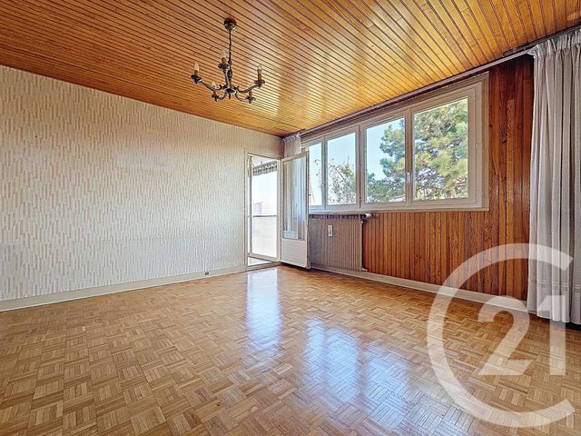 Afficher la photo en grand Appartement F4 à vendre - 4 pièces - 74,63 m2 - Vitry Sur Seine - 94 - ILE-DE-FRANCE