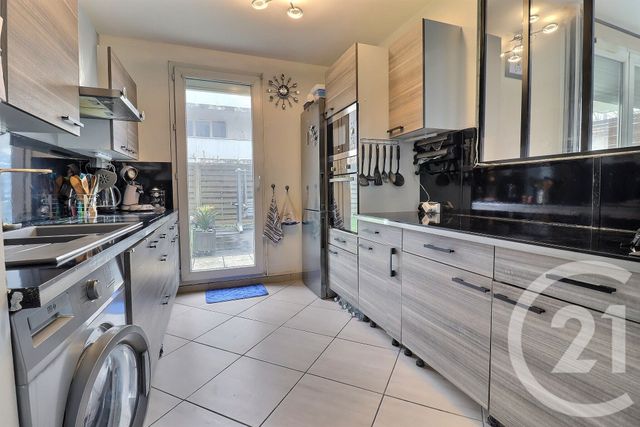 Appartement F3 à vendre - 3 pièces - 74,60 m2 - Vitry Sur Seine - 94 - ILE-DE-FRANCE