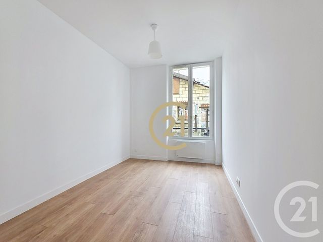Appartement Studio &agrave; vendre - 1 pi&egrave;ce - 19,39 m2 - Ivry Sur Seine - 94 - ILE-DE-FRANCE